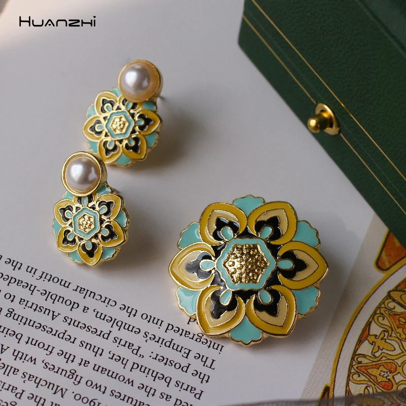 Vintage Enamel Imitation Pearls Geometric Flower Metal Stud Earring