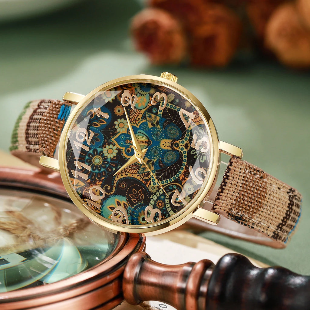 Fashion Women Leather Strap Quartz Wristwatch