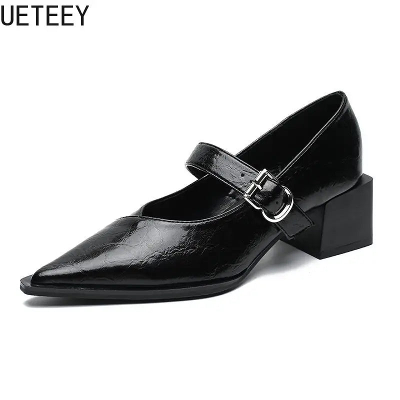 Designer Vintage Pointed-Toe Shoes