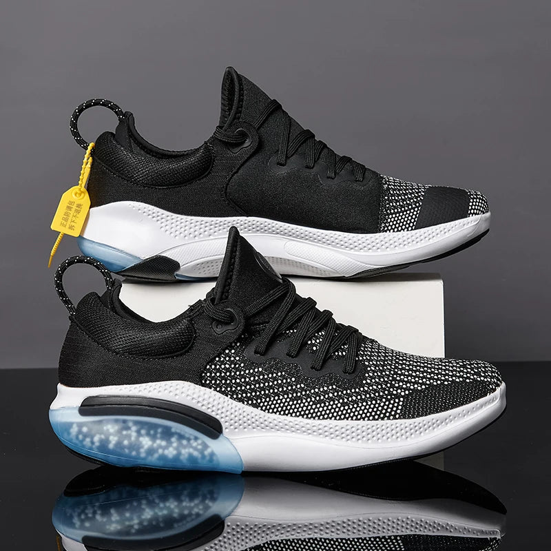 New Men's Plus Size Ultra Light Mesh Sports Shoes