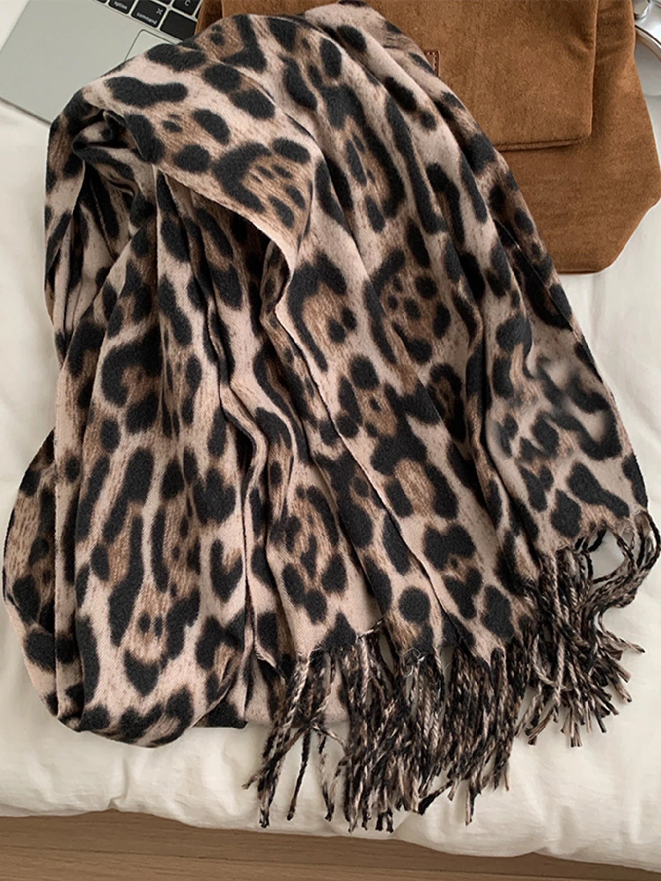 Autumn and Winter Imitation Cashmere Leopard Print Scarf