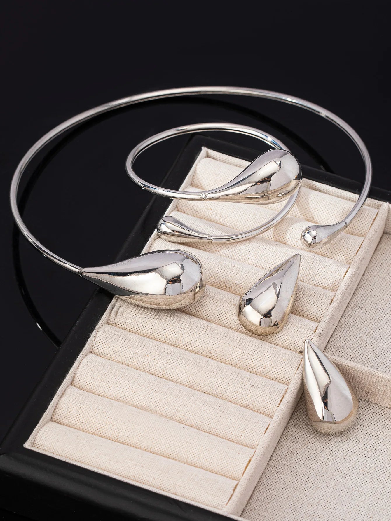 Metal Choker Necklace Bracelet Stud Earrings Jewelry Sets