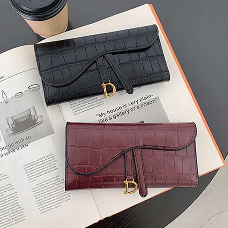 Women's Long Alligator Pattern Wallet