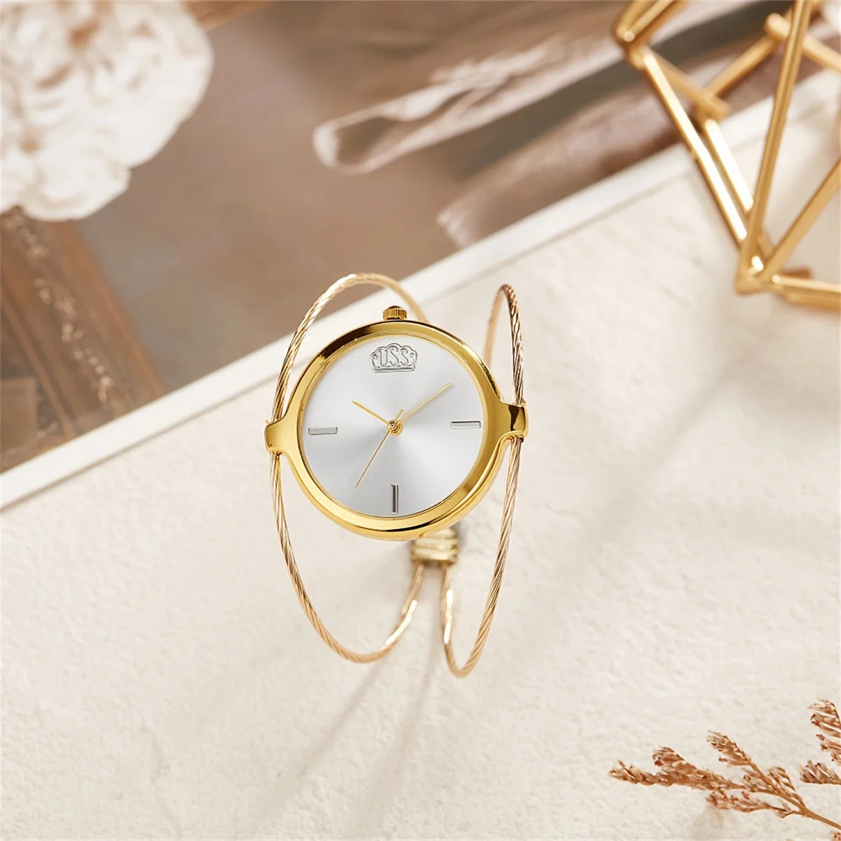 Fashion casual ladies quartz watch