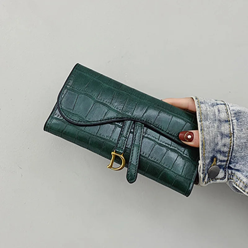 Women's Long Alligator Pattern Wallet