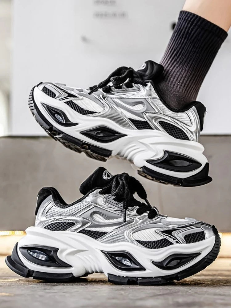 Low-Top Thick Platform Man Casual Sneaker