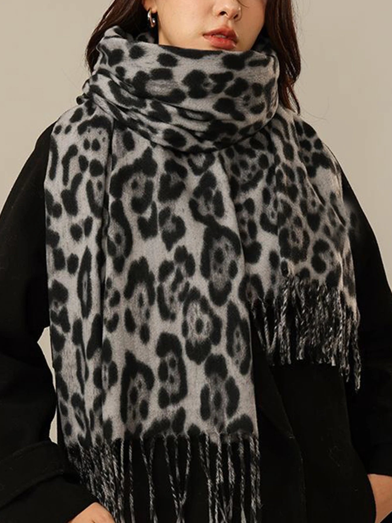 Autumn and Winter Imitation Cashmere Leopard Print Scarf