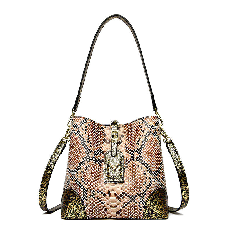Snake-patterned Shoulder Crossbody Bay