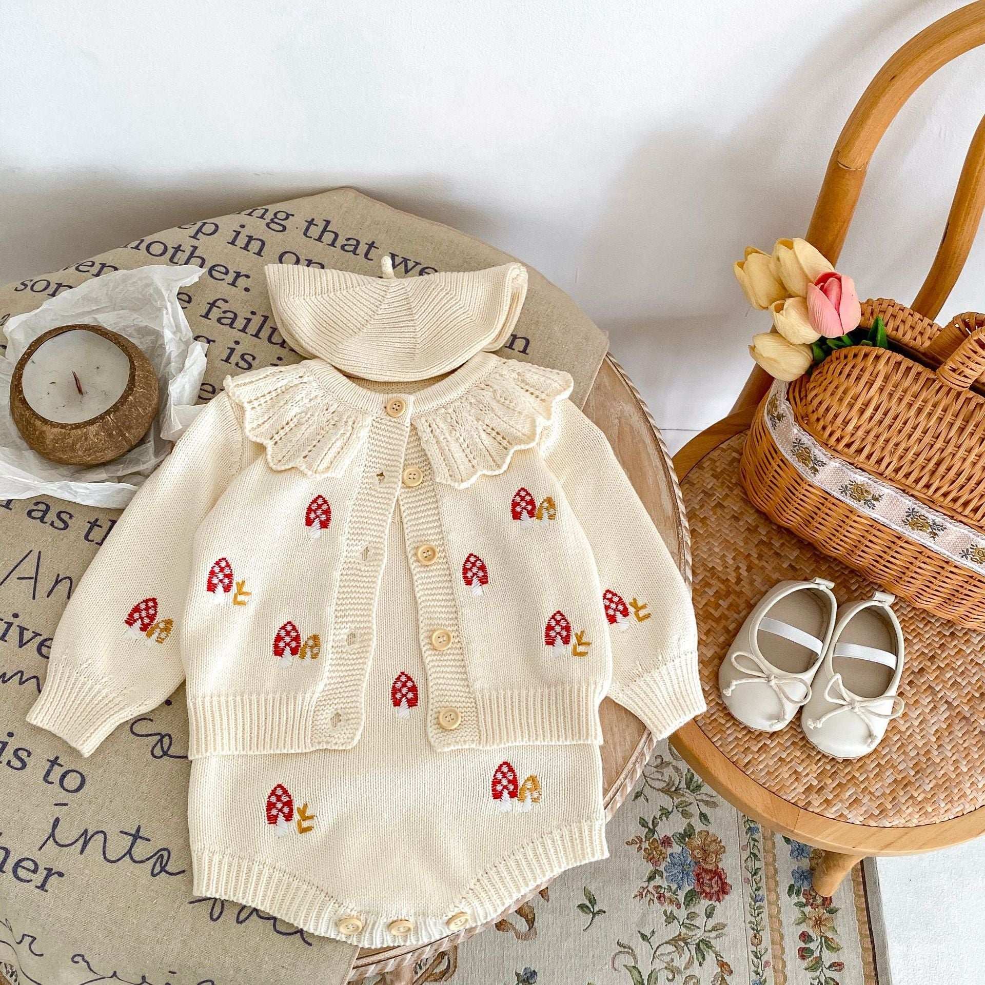 Autumn Clothing Infants Baby Embroidered Lotus Leaf Collar Knitting Suit